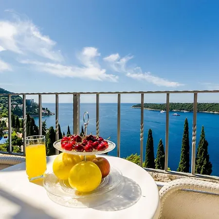 Apartment Viktorija - Old Town & Sea View