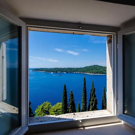 Apartment Viktorija - Old Town & Sea View